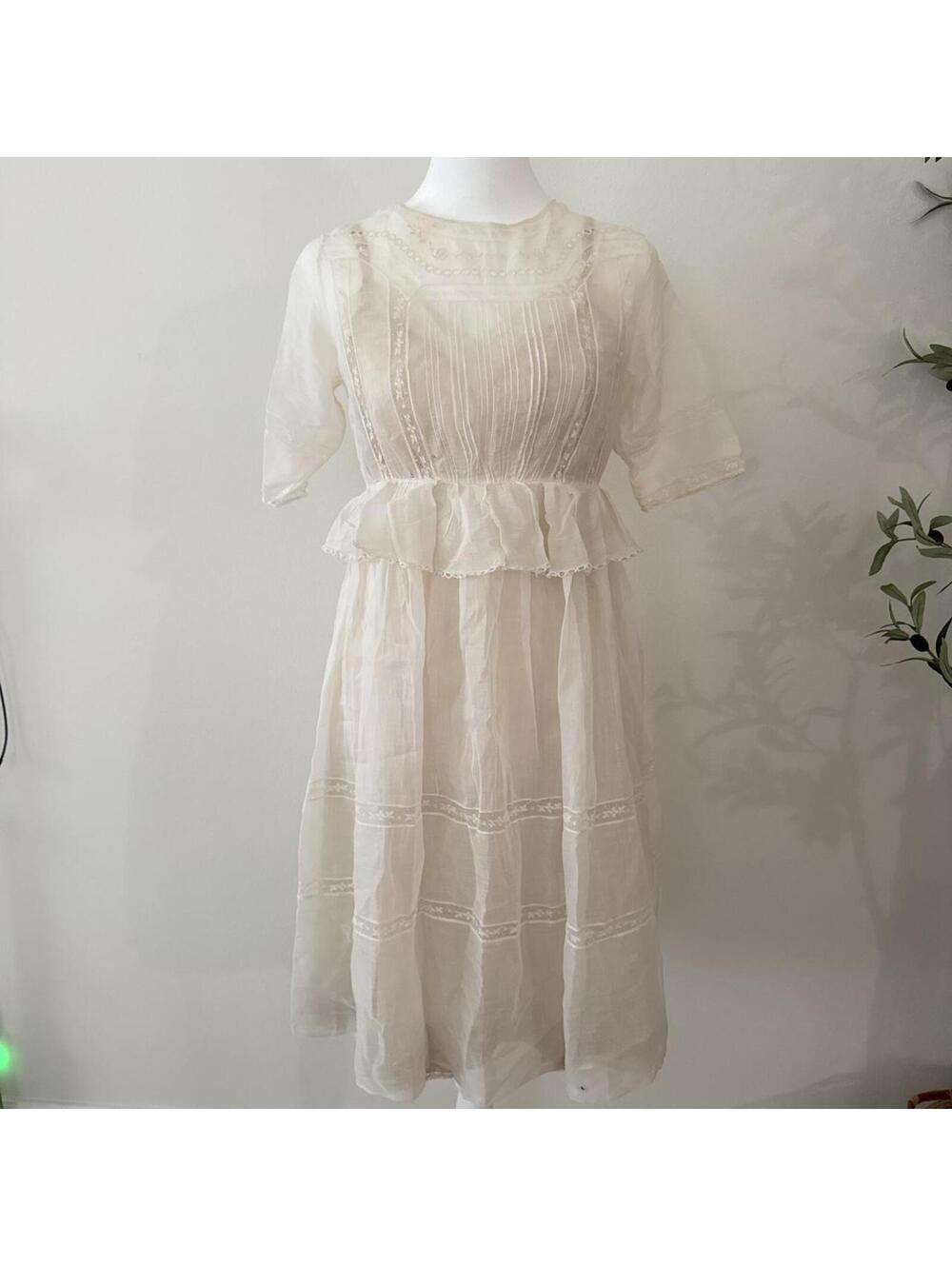 Edwardian Cotton Lawn Dress - Picture 2 of 8
